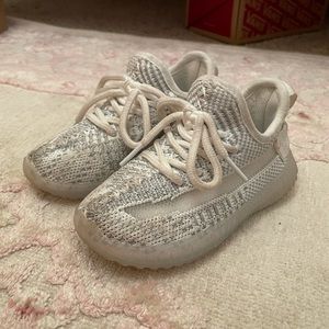 Toddler size 6.5 Sneakers
